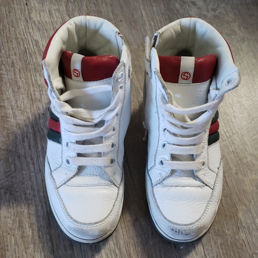 Gucci kids size 28